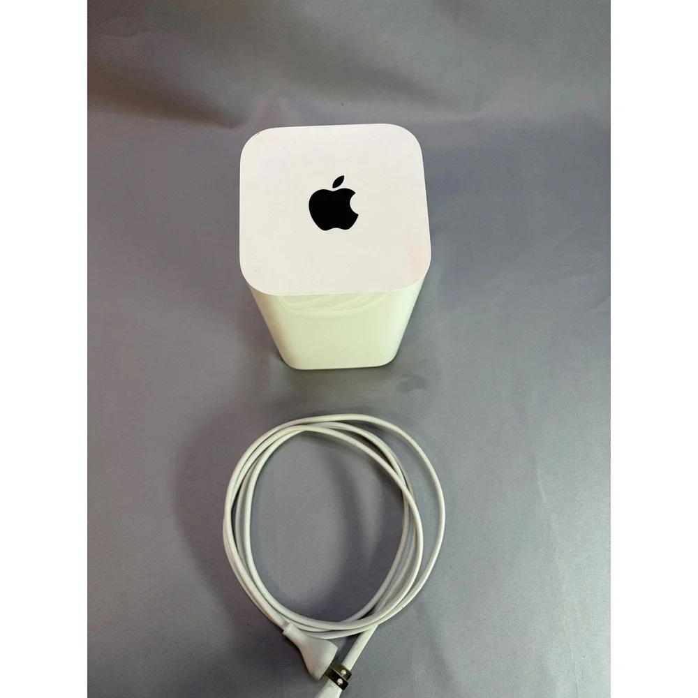 Apple AirPort Extreme Base Station 802.11ac‎ Wi-Fi Router White A1521 EMC 2703